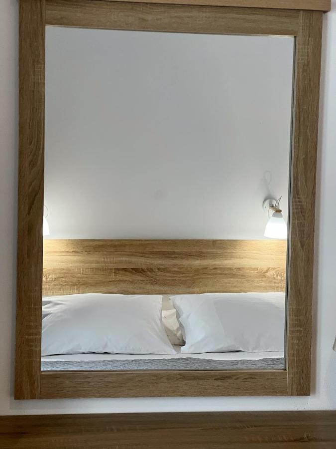 Apartment Theros *