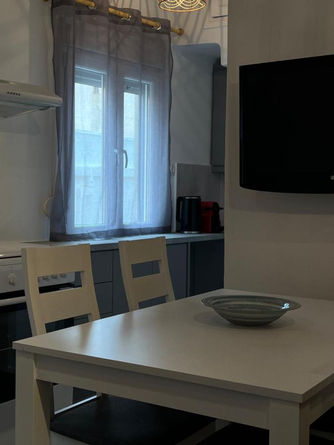 Theros Apartment *
